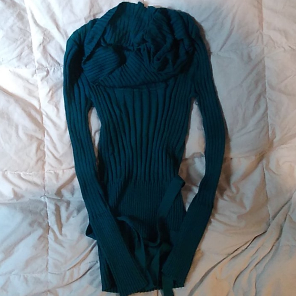 A turtle neck shirt